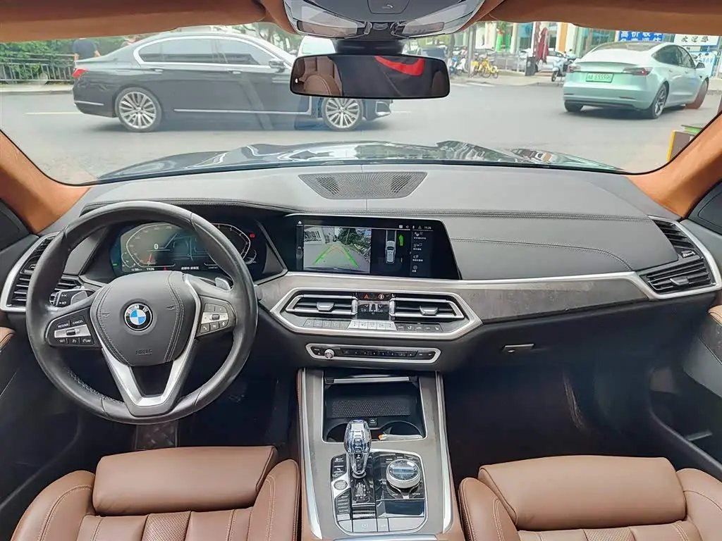BMW X5 2020 — Photo 10/11