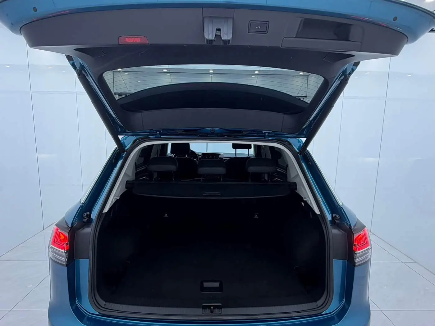 Volkswagen Tayron 2023 — Photo 18/20