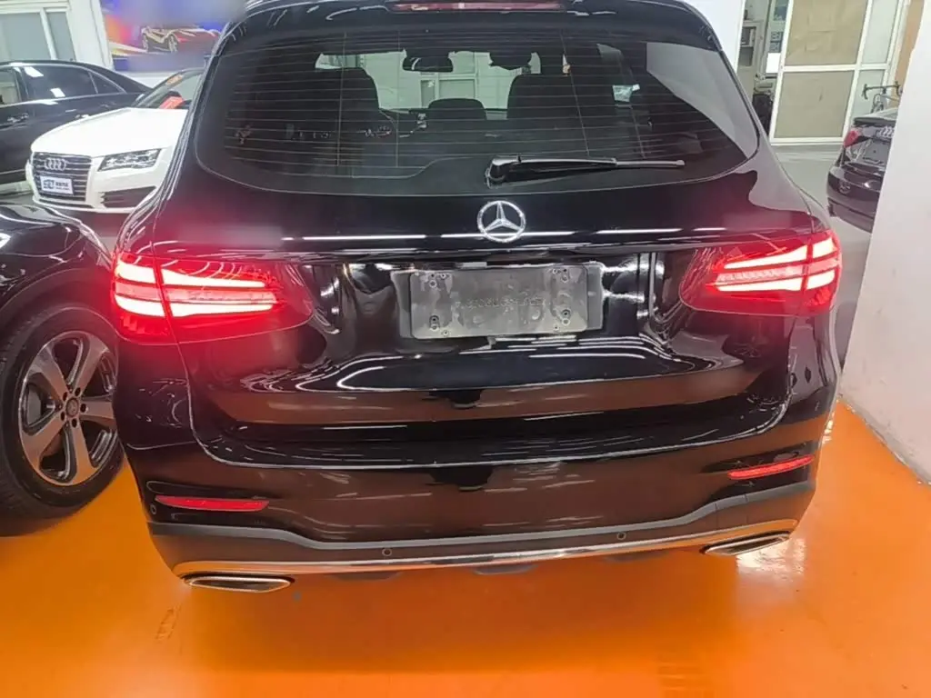 Mercedes-Benz GLC 2017 — Фото 4/20