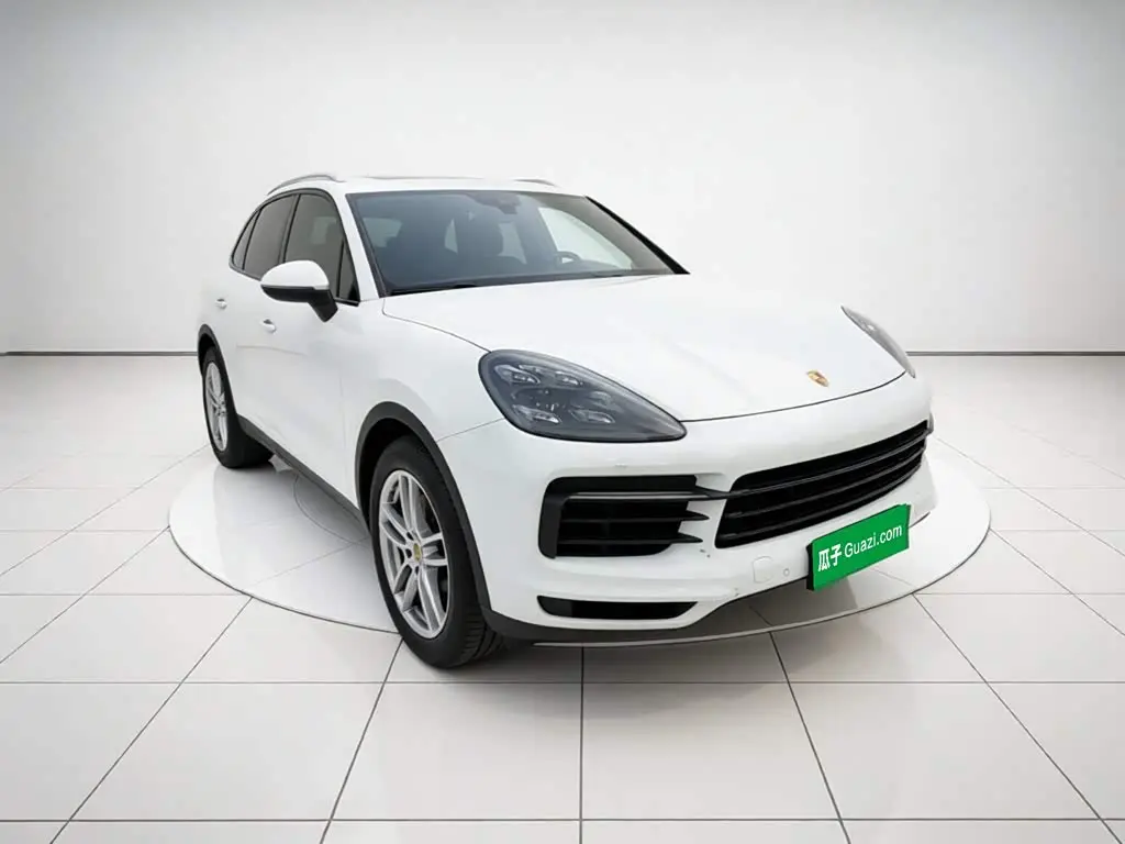 Porsche Cayenne 2018 — Фото 3/20