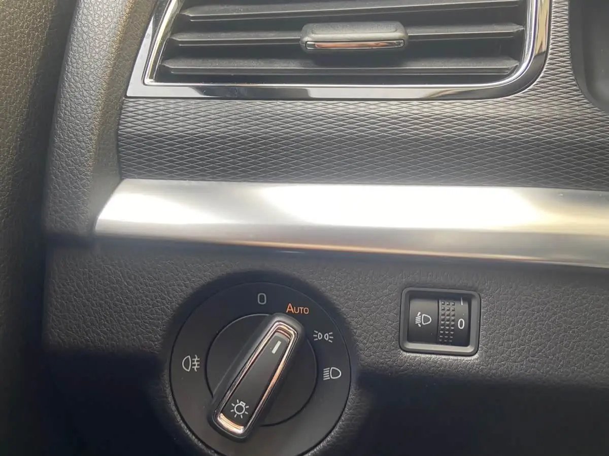 Škoda Kamiq 2023 — Photo 5/20