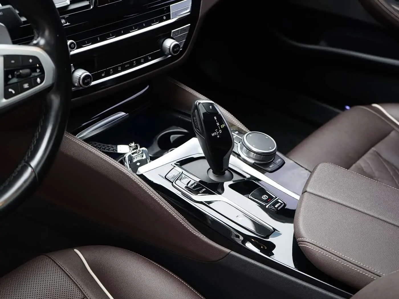 BMW 5 Series 2021 — Фото 15/20