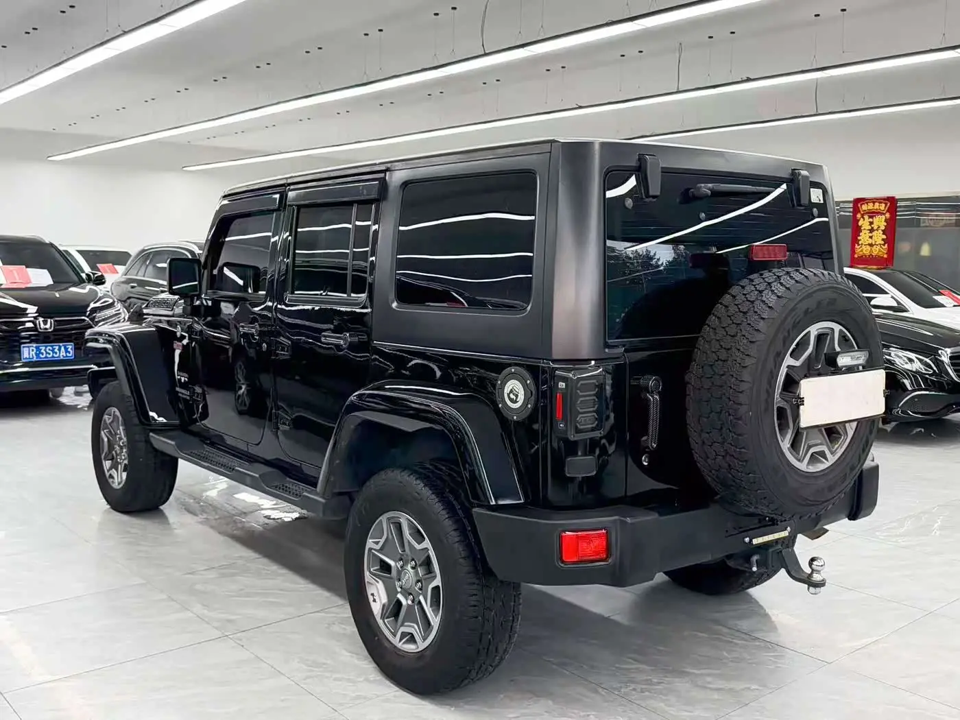 Jeep Wrangler 2017 — Фото 4/20