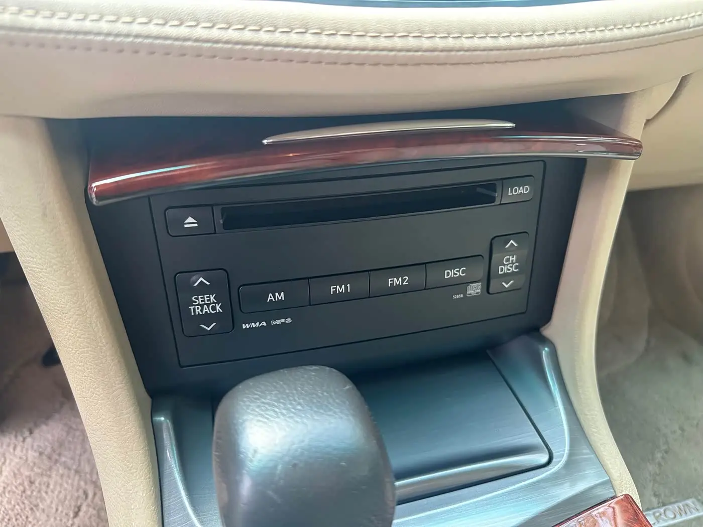 Toyota Crown 2015 — Photo 15/18