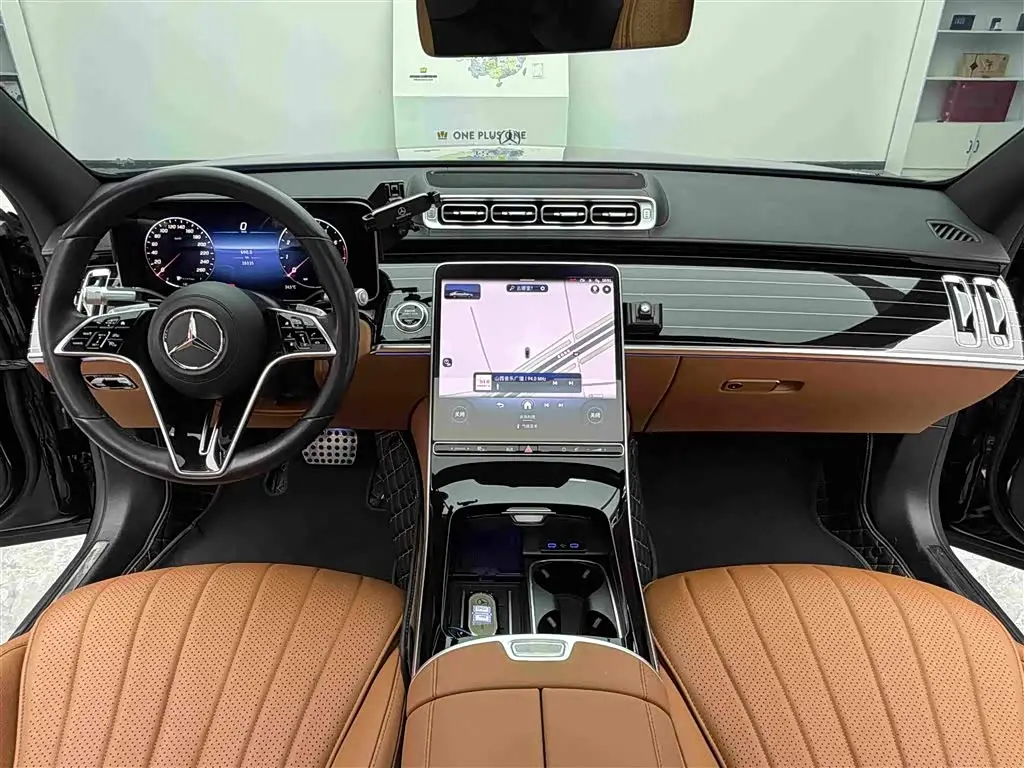 Mercedes-Benz S-Class 2023 — Фото 13/17