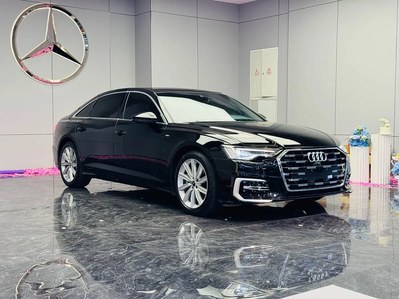 Audi A6L 2024 — Photo 3/9