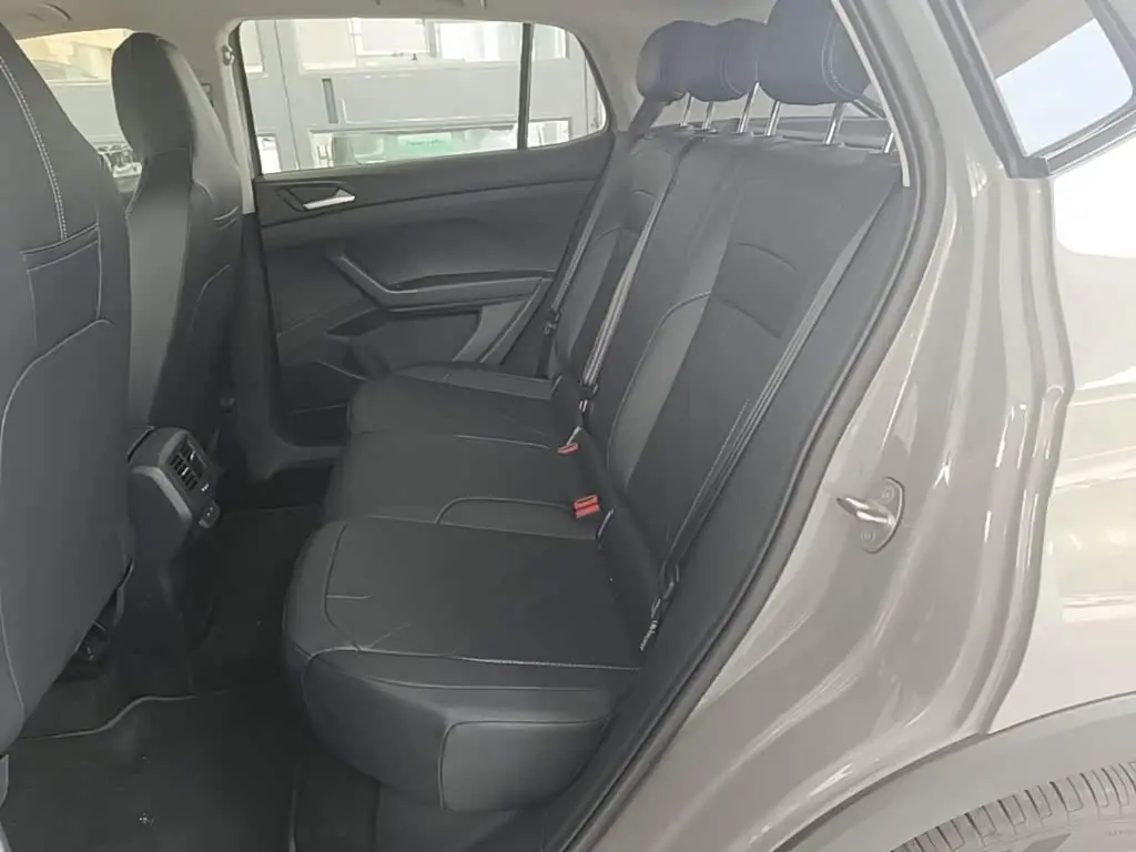Volkswagen Tharu 2025 — Photo 17/20