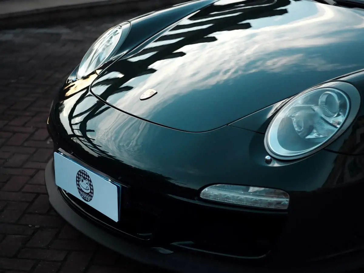 Porsche 911 2011 — Photo 6/15