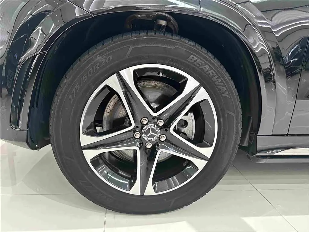 Mercedes-Benz GLE 2022 — Photo 4/18
