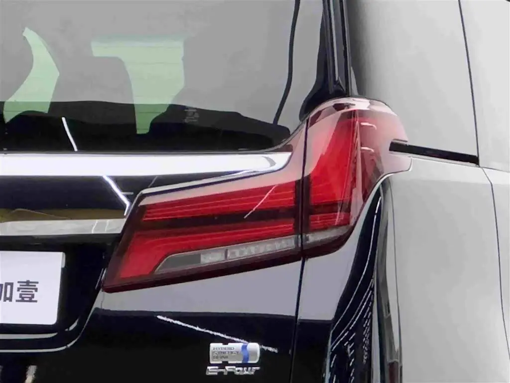 Toyota Alphard 2021 — Фото 6/20
