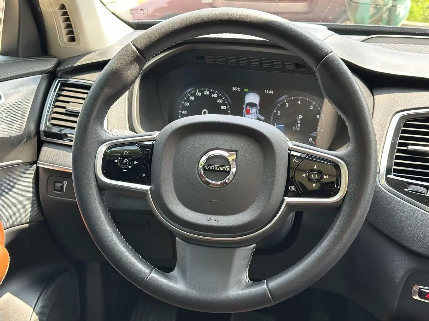 Volvo XC90 2020 — Фото 18/20