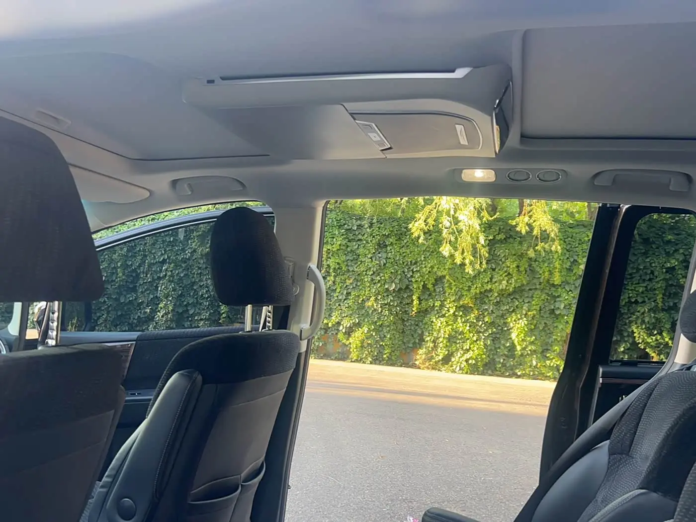 Honda Elysion 2019 — Photo 16/17