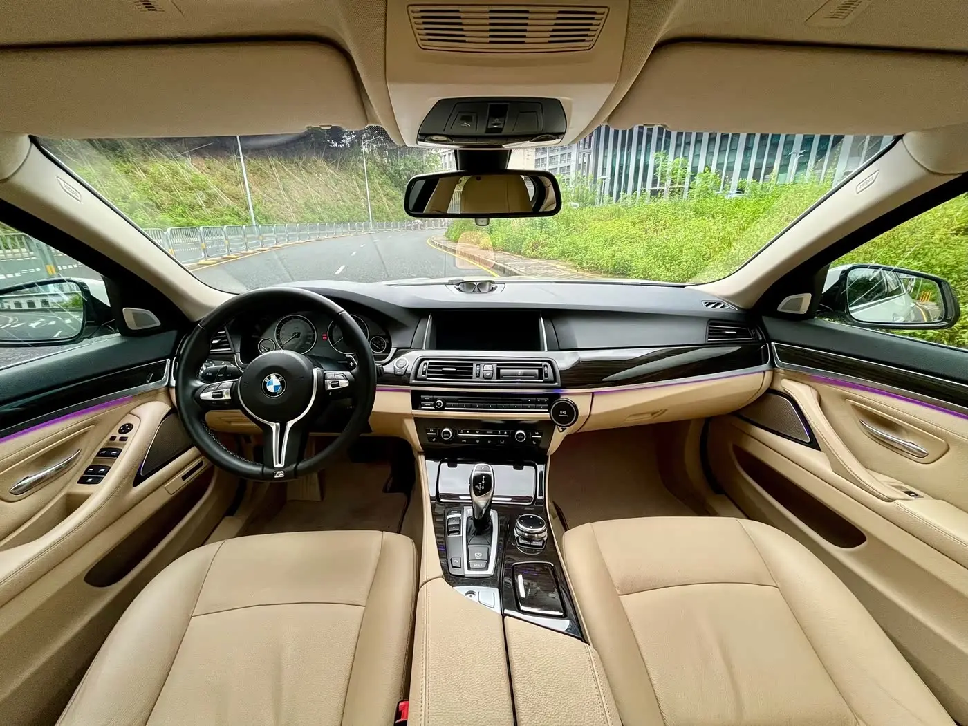 BMW 5 Series 2014 — Фото 8/14