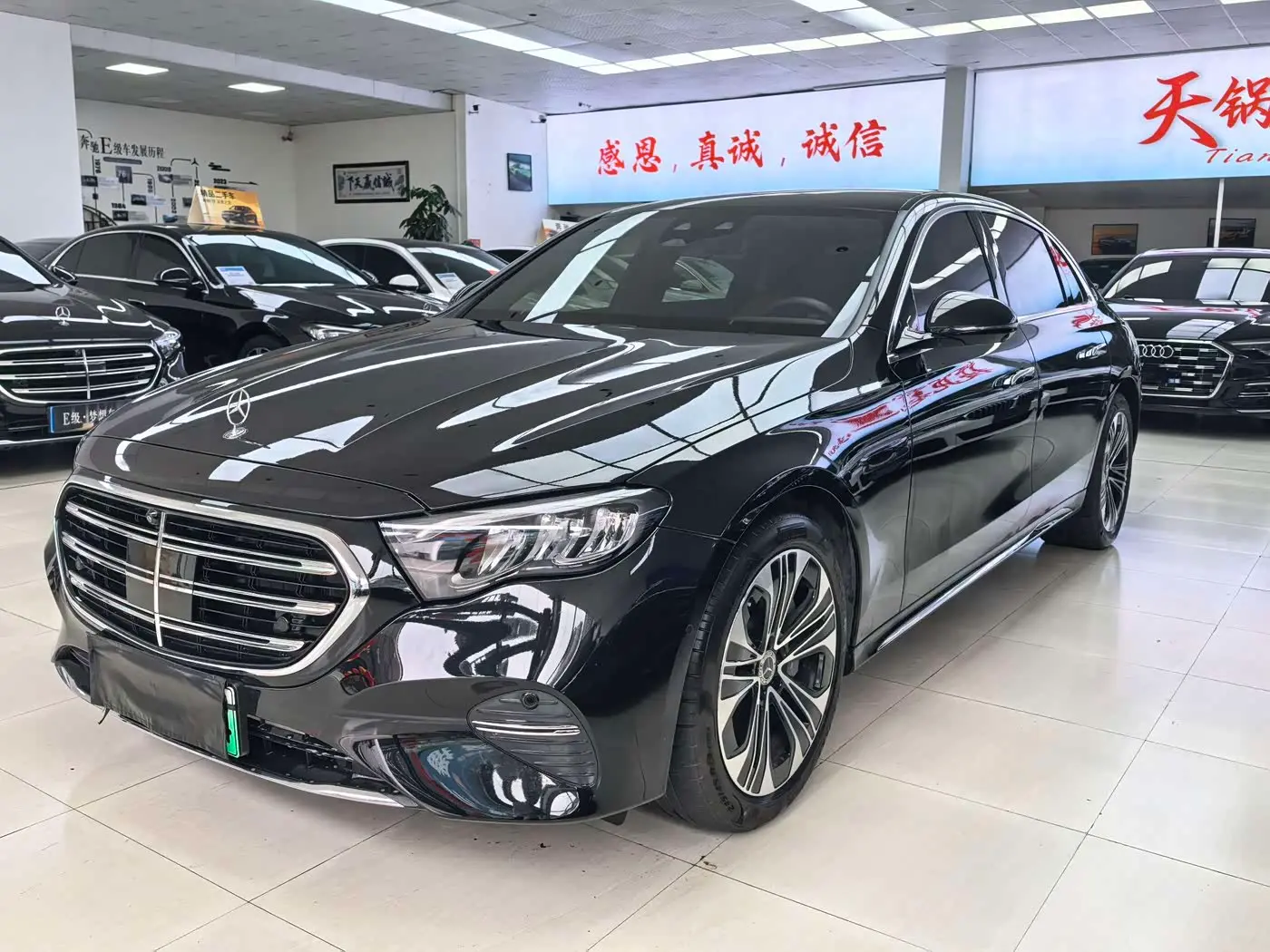 Mercedes-Benz E-Class New Energy 2025 — Фото 3/19