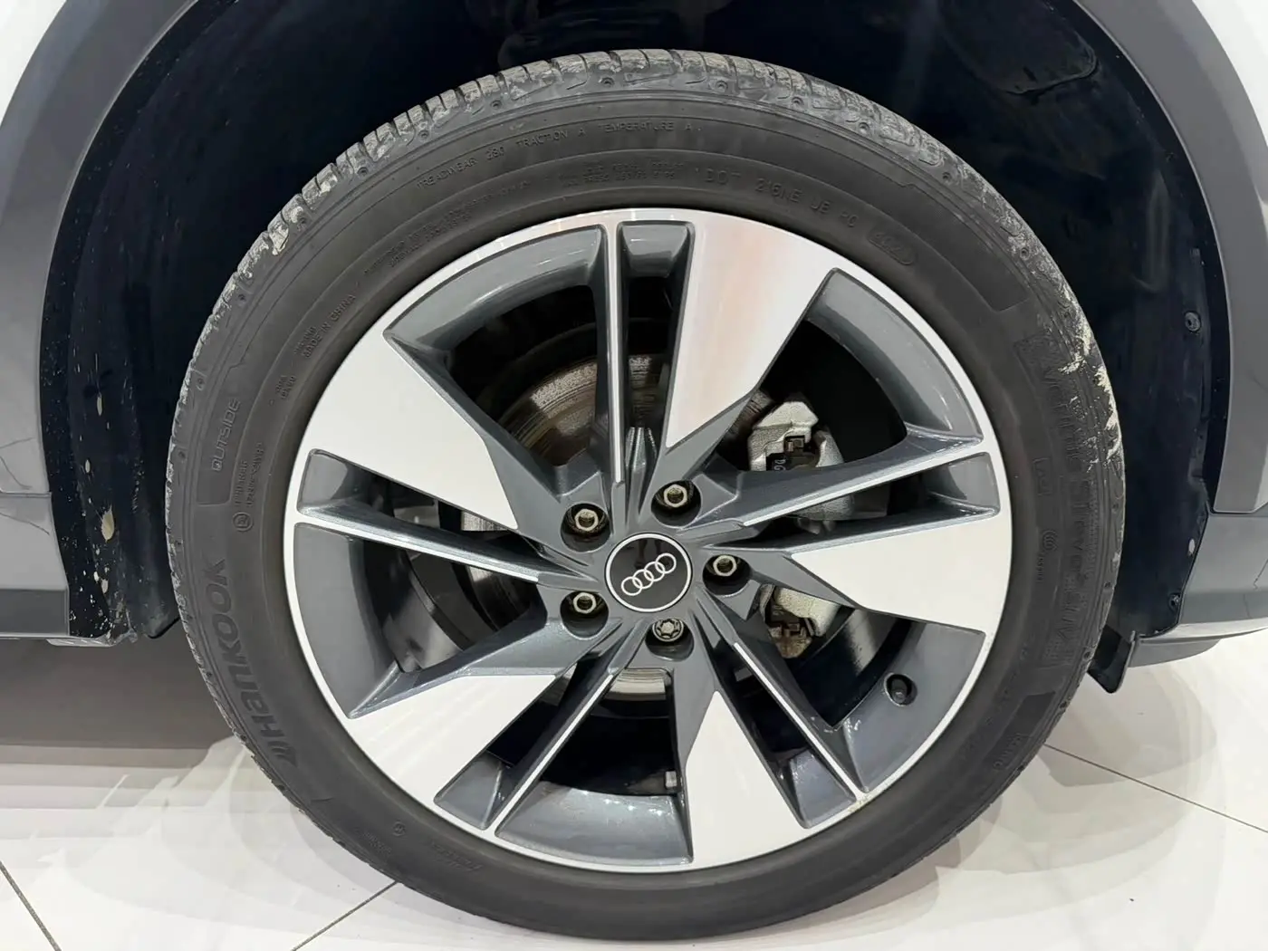 Audi Q2L 2022 — Photo 19/20