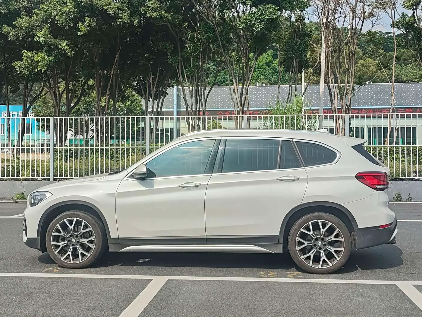 BMW X1 2020 — Фото 7/17