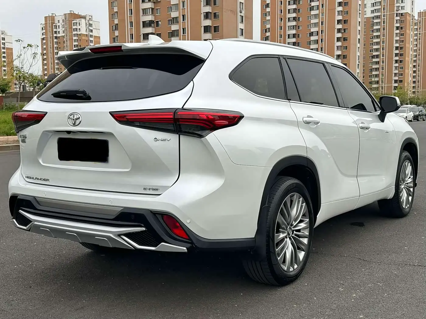 Toyota Highlander 2025 — Photo 9/9