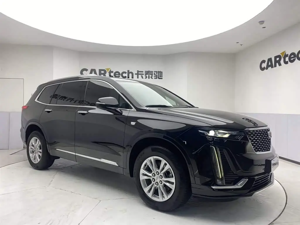 Cadillac XT6 2021 — Фото 2/20