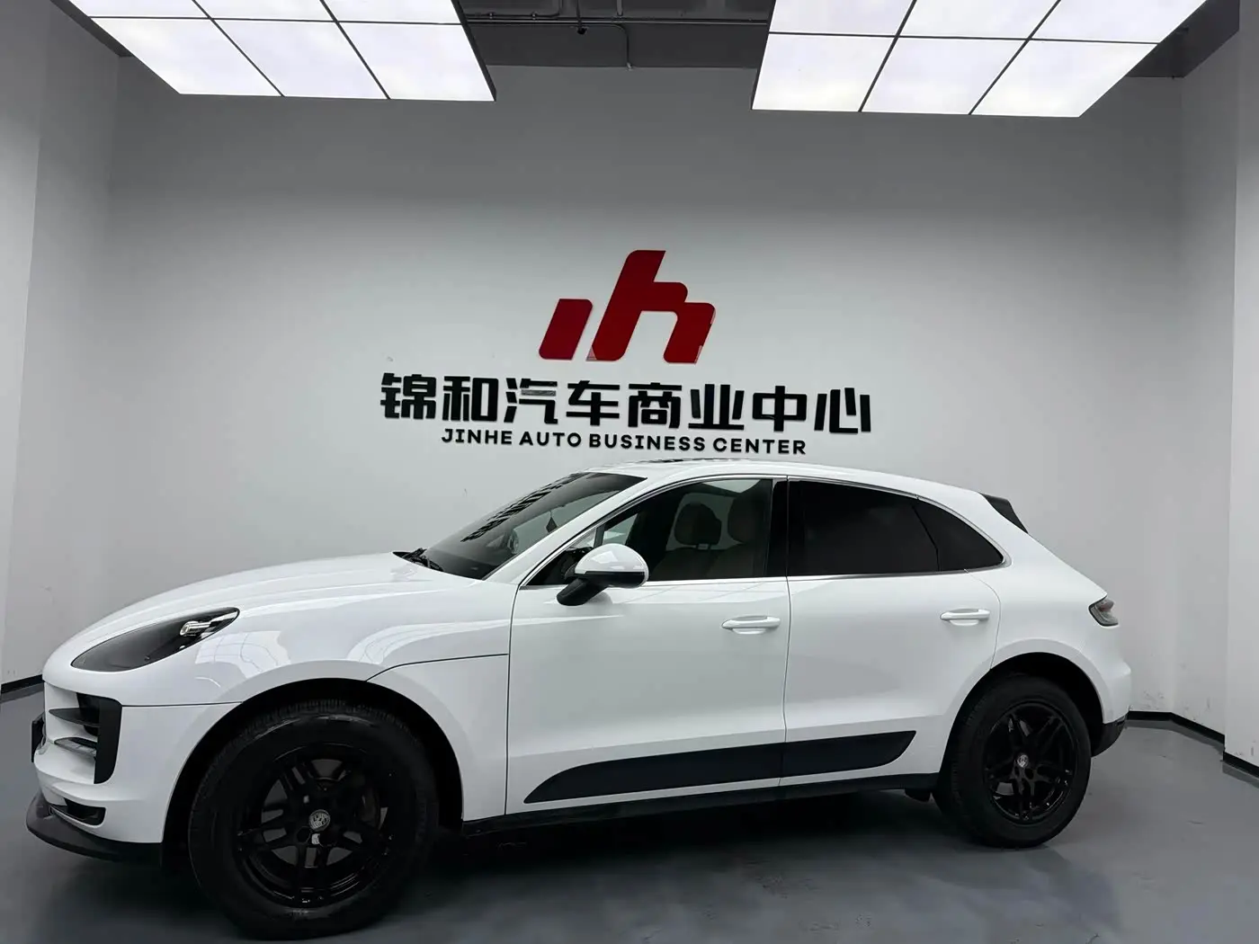 Porsche Macan 2019 — Şəkil 2/9