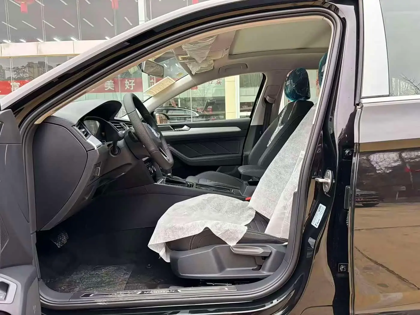 Volkswagen Magotan 2026 — Фото 4/17