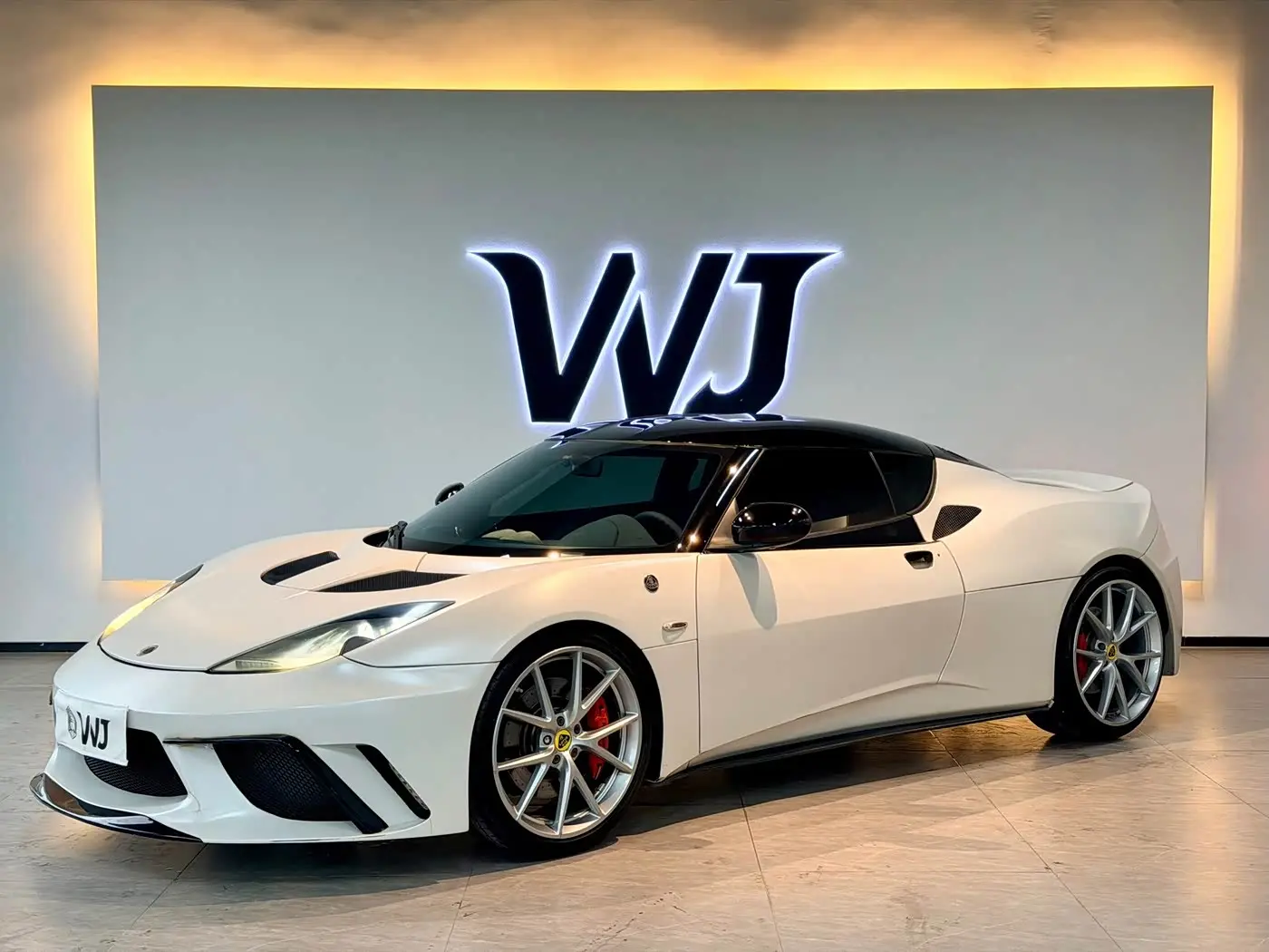 Lotus Cars Evora 2015 — Photo 1/17