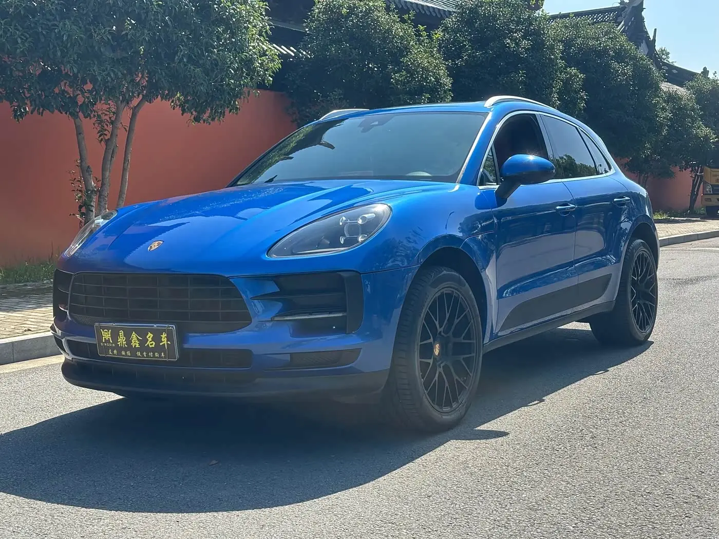 Porsche Macan 2020 — Фото 14/20