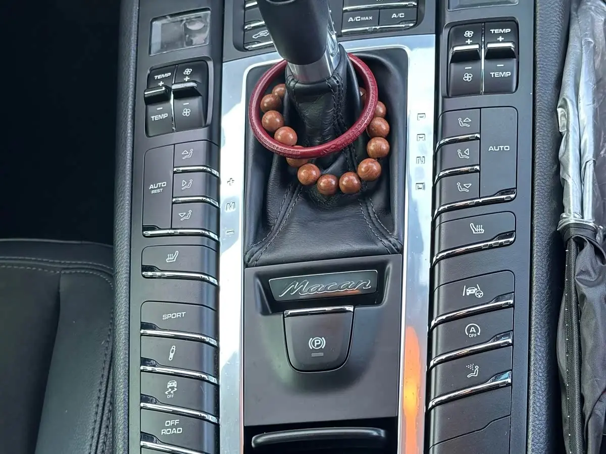 Porsche Macan 2019 — Şəkil 15/15