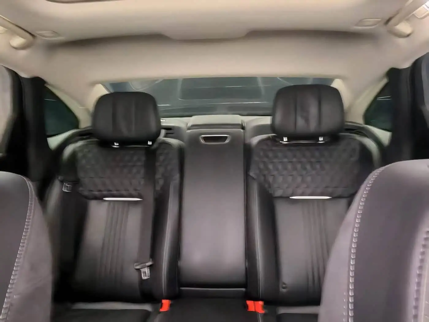 Hongqi H9 2023 — Photo 18/19