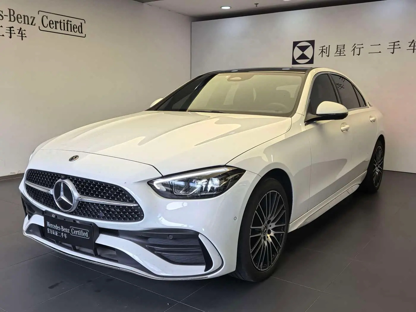 Mercedes-Benz C-Class 2023 — Фото 1/18