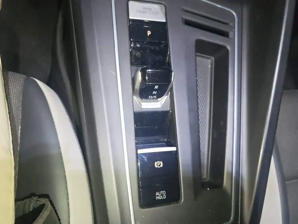 Volkswagen Golf 2022 — Photo 15/20