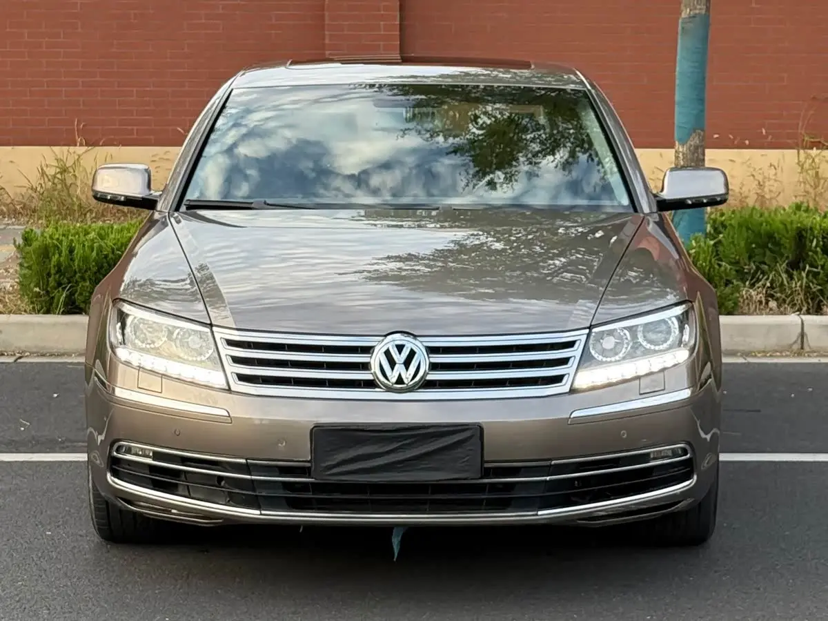 Volkswagen Phaeton 2016 — Фото 3/9