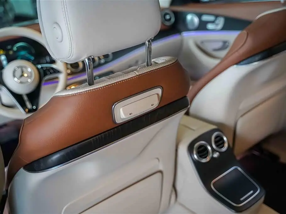 Mercedes-Benz E-Class 2021 — Фото 9/20