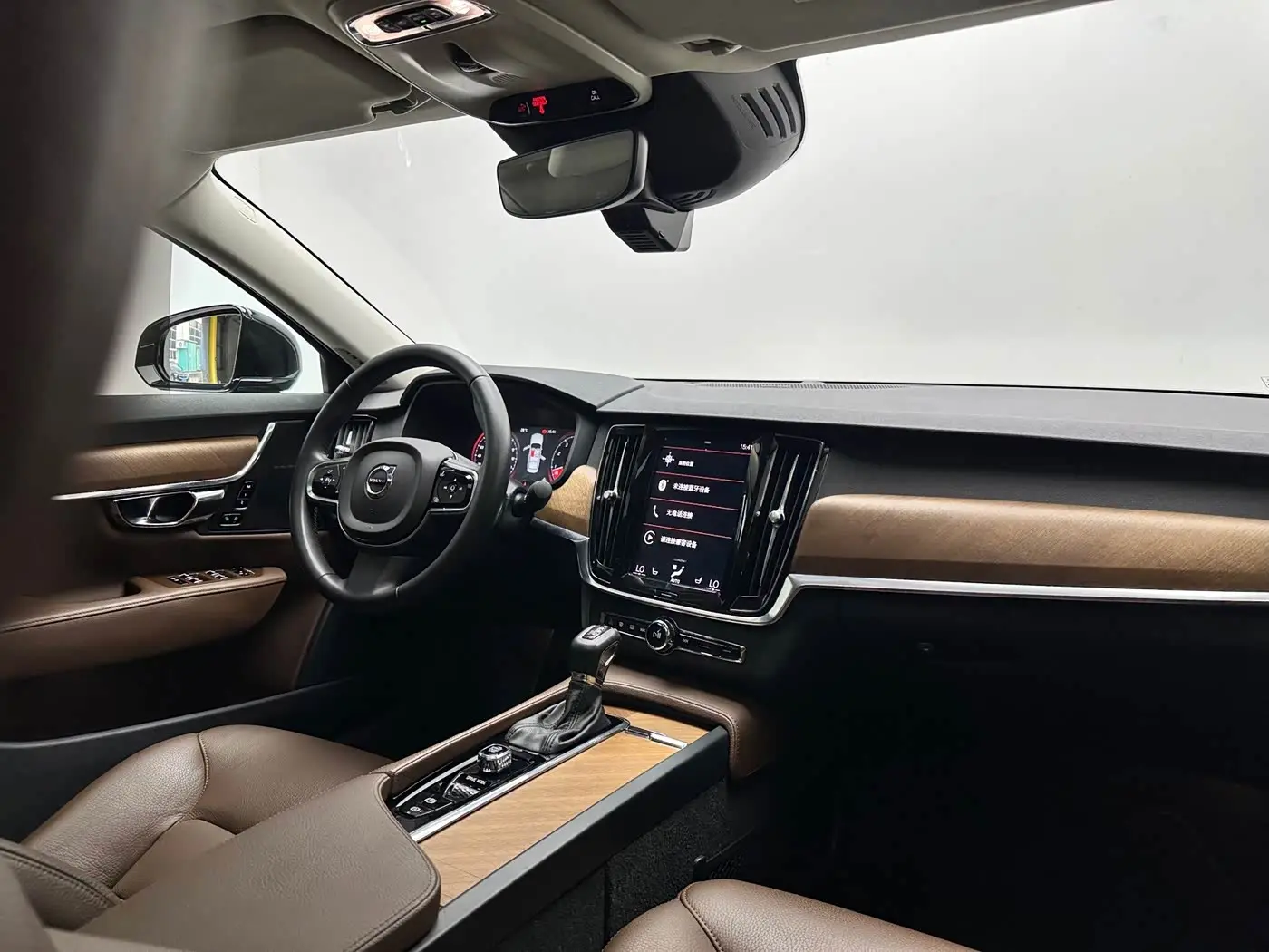Volvo S90 2019 — Фото 14/20