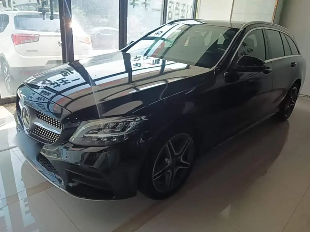 Mercedes-Benz C-Class 2019 — Фото 1/20