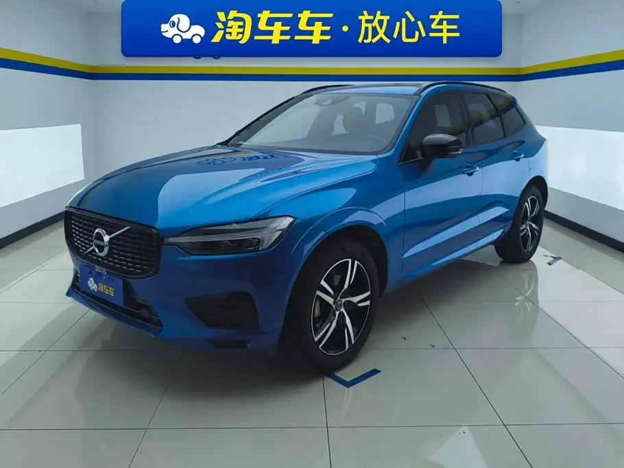 Volvo XC60 2021 — Фото 1/16