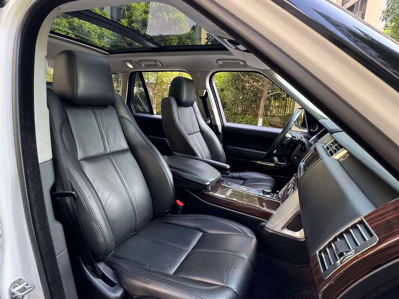 Land Rover Range Rover 2017 — Фото 10/15
