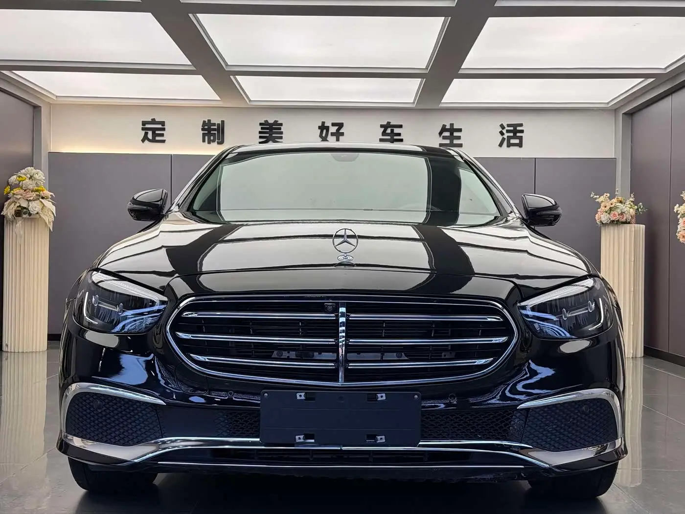 Mercedes-Benz E-Class 2021 — Фото 2/12