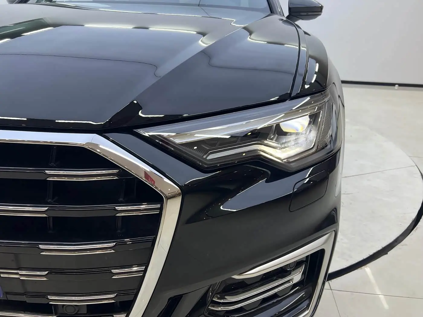 Audi A6L 2023 — Photo 7/20