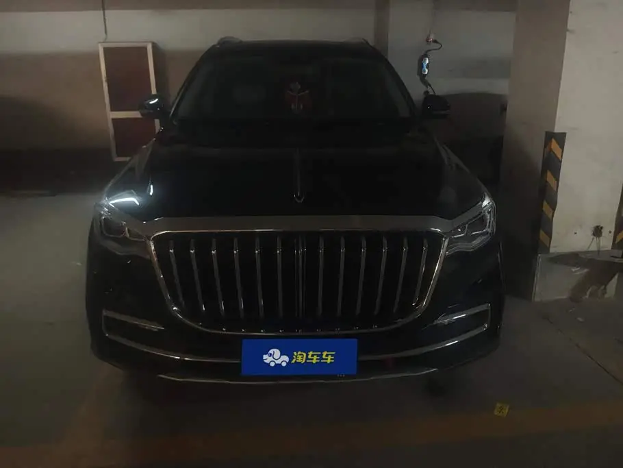 Hongqi HS7 2021 — Photo 2/16