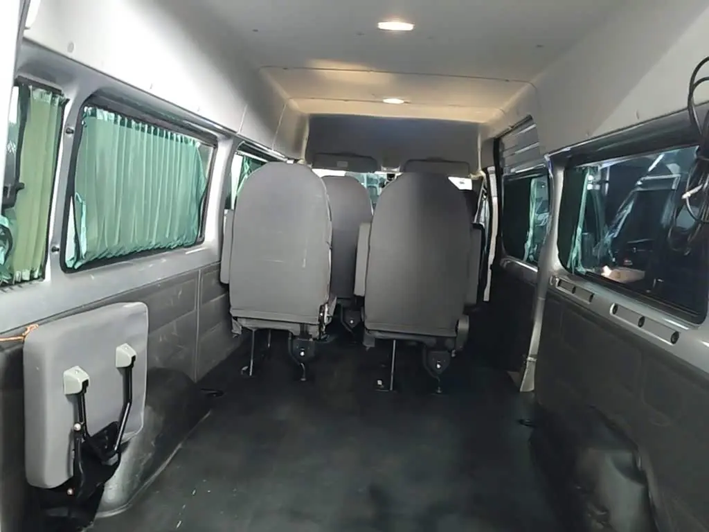 Ford New Generation Transit 2021 — ფოტო 19/20