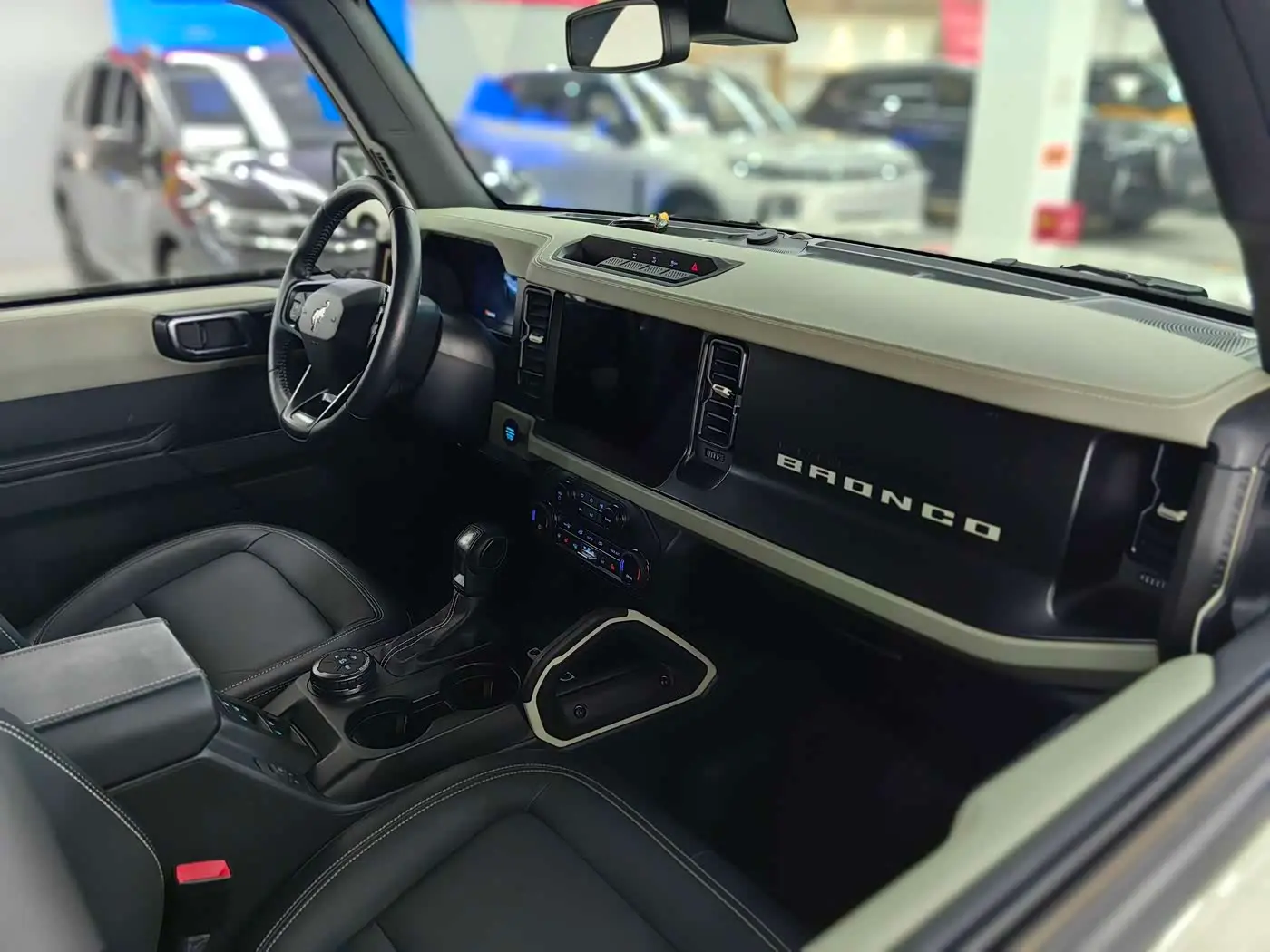Ford Bronco 2024 — Photo 10/11