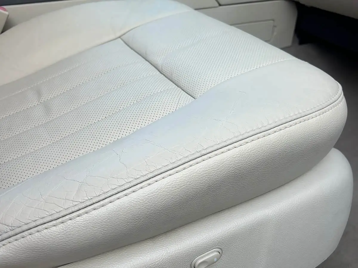 Lincoln Navigator 2005 — Şəkil 13/20