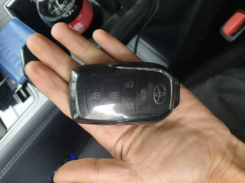 Toyota Sienna 2025 — Photo 12/20