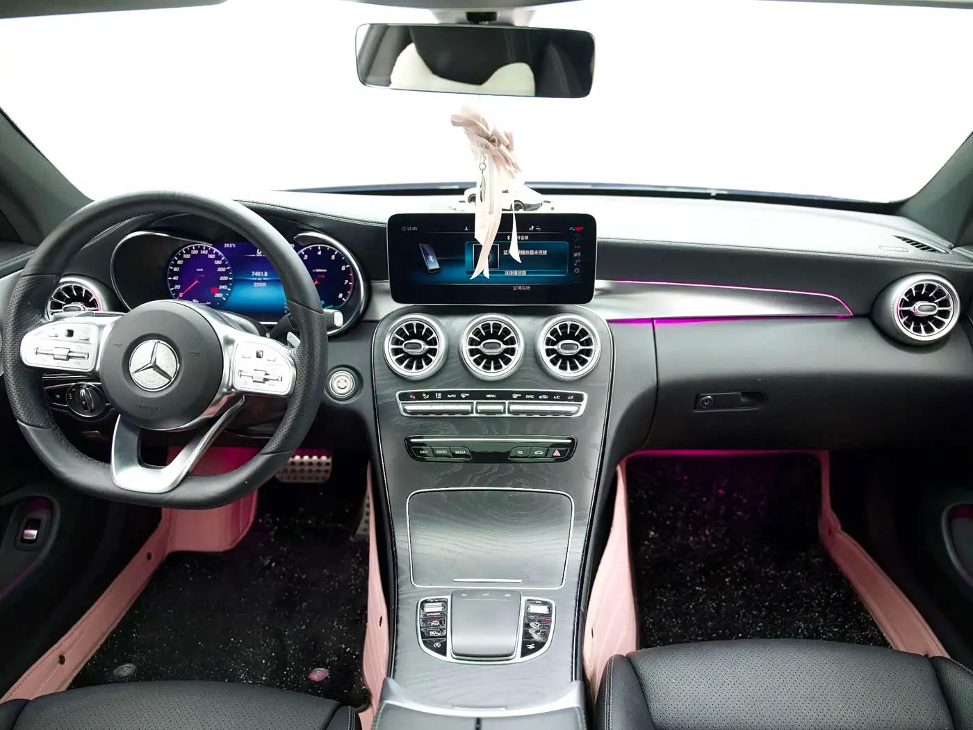 Mercedes-Benz C-Class 2022 — Фото 8/20