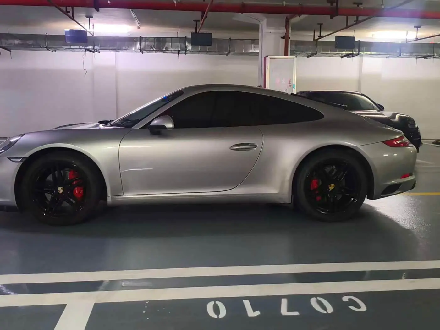 Porsche 911 2017 — Photo 3/6