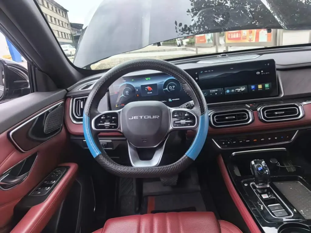 Jetour X70 PLUS 2024 — Photo 11/20