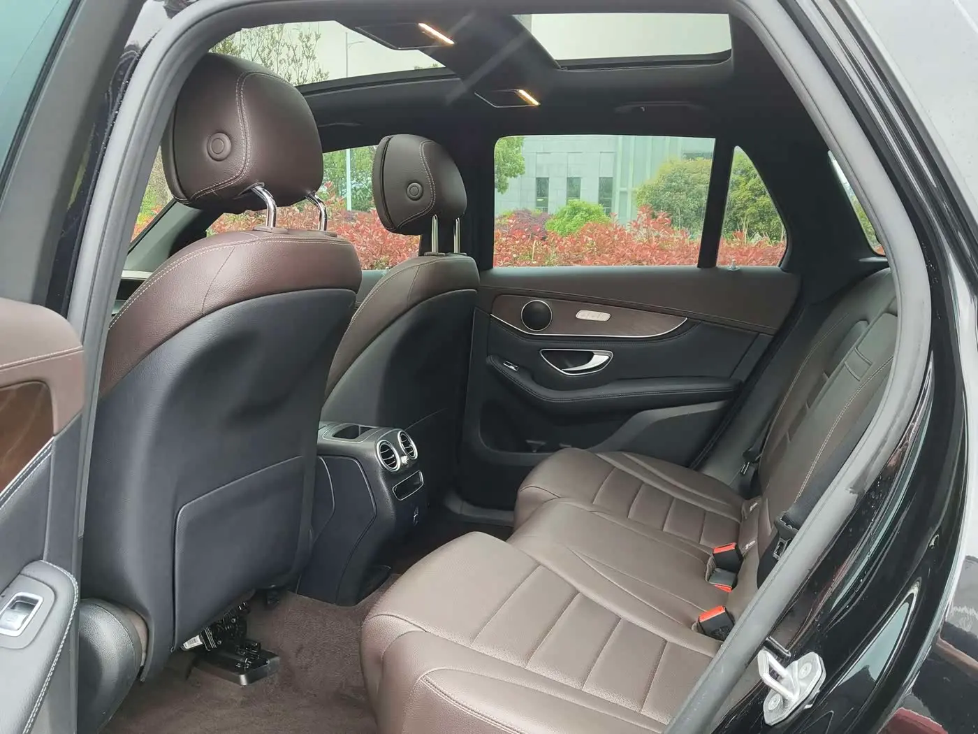 Mercedes-Benz GLC 2020 — Photo 5/10