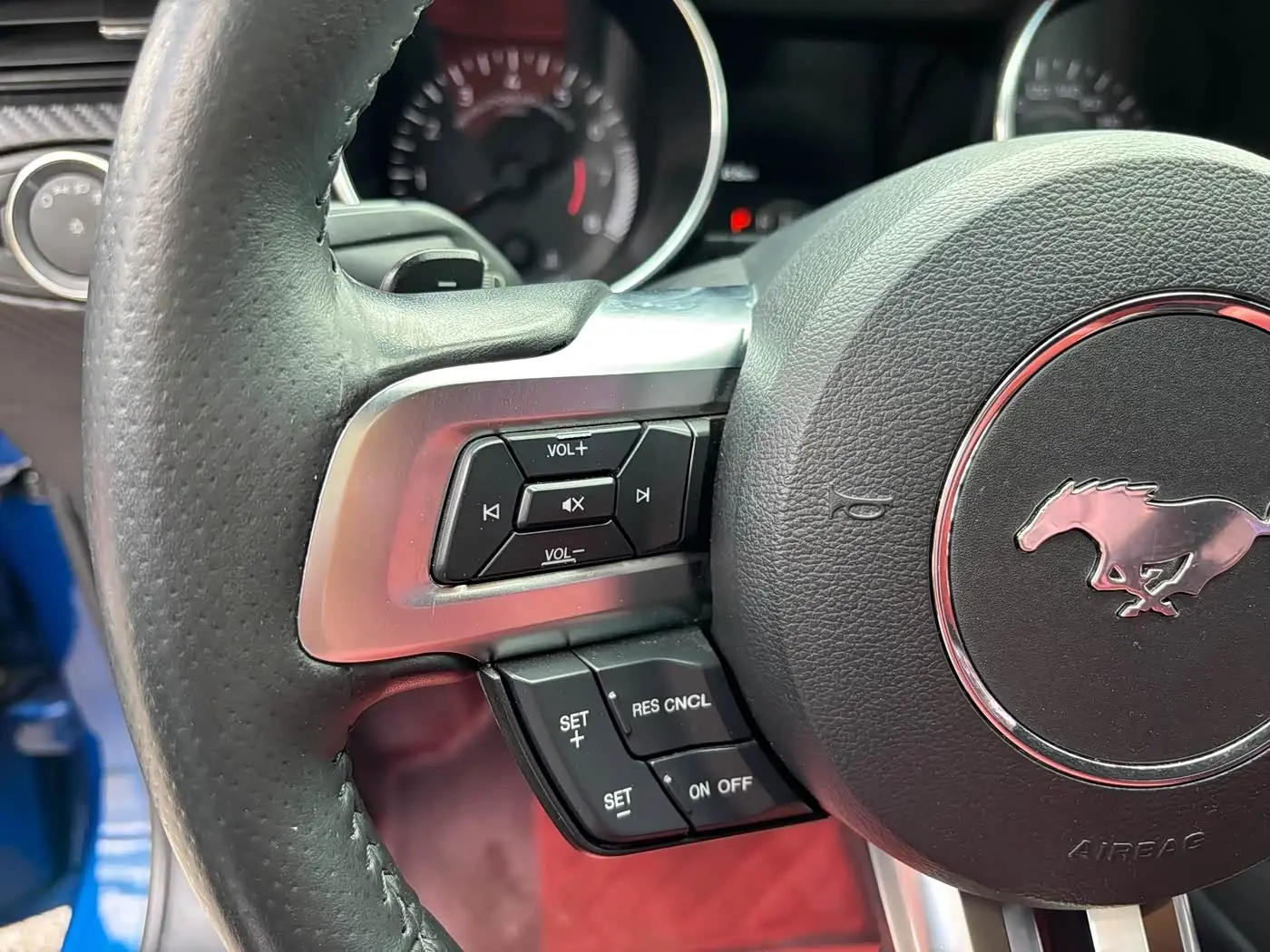 Ford Mustang 2019 — Şəkil 15/17