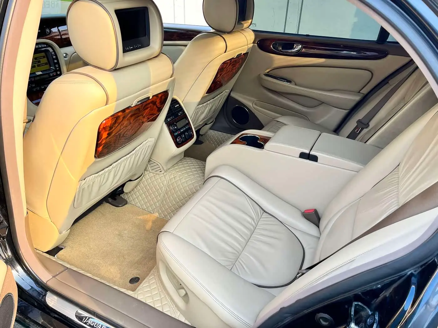 Jaguar XJ 2007 — Şəkil 11/11