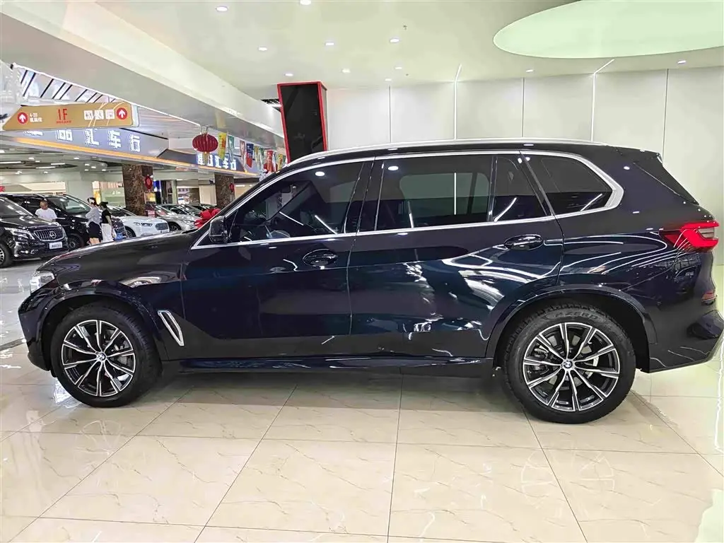 BMW X5 2023 — Photo 16/17